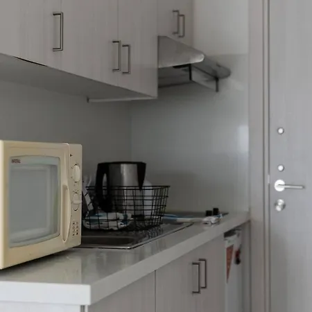 Pool View City Center 1br -